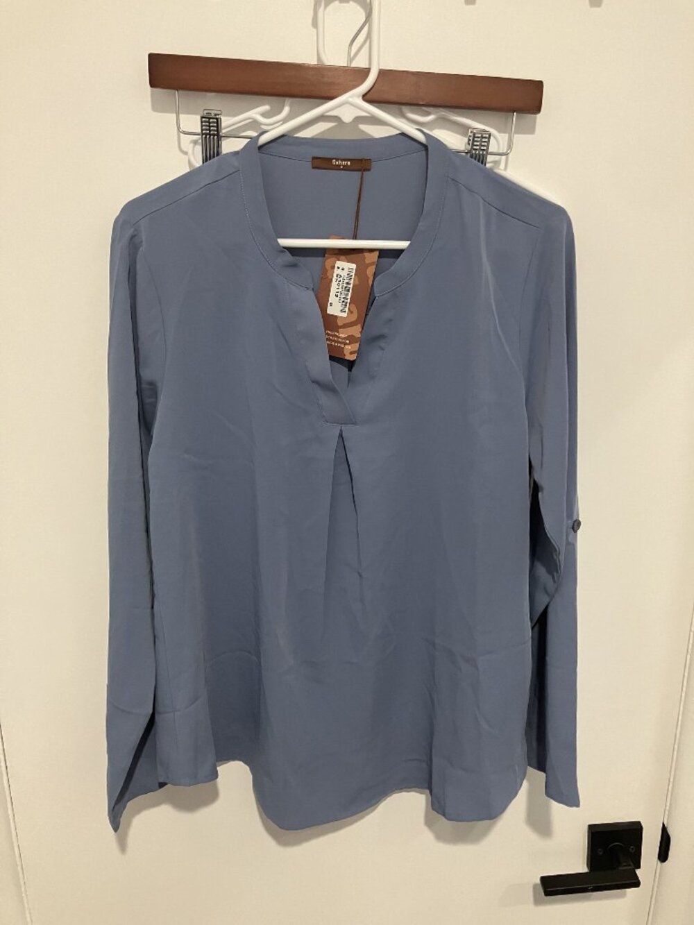 Gaharu Women's Long Sleeve V-Neck Blouse, Blue, Size Medium, NWT